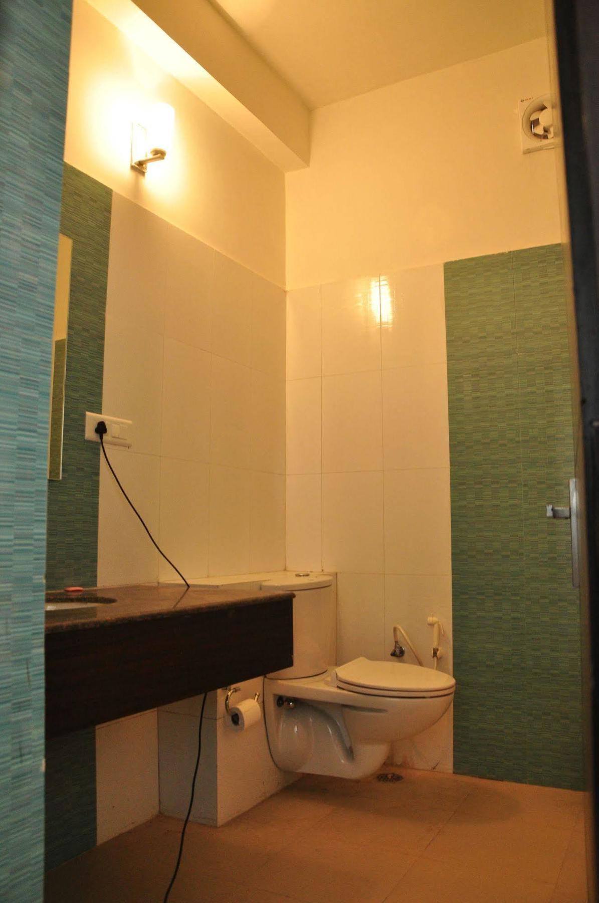 Madhu Resort Агра Экстерьер фото