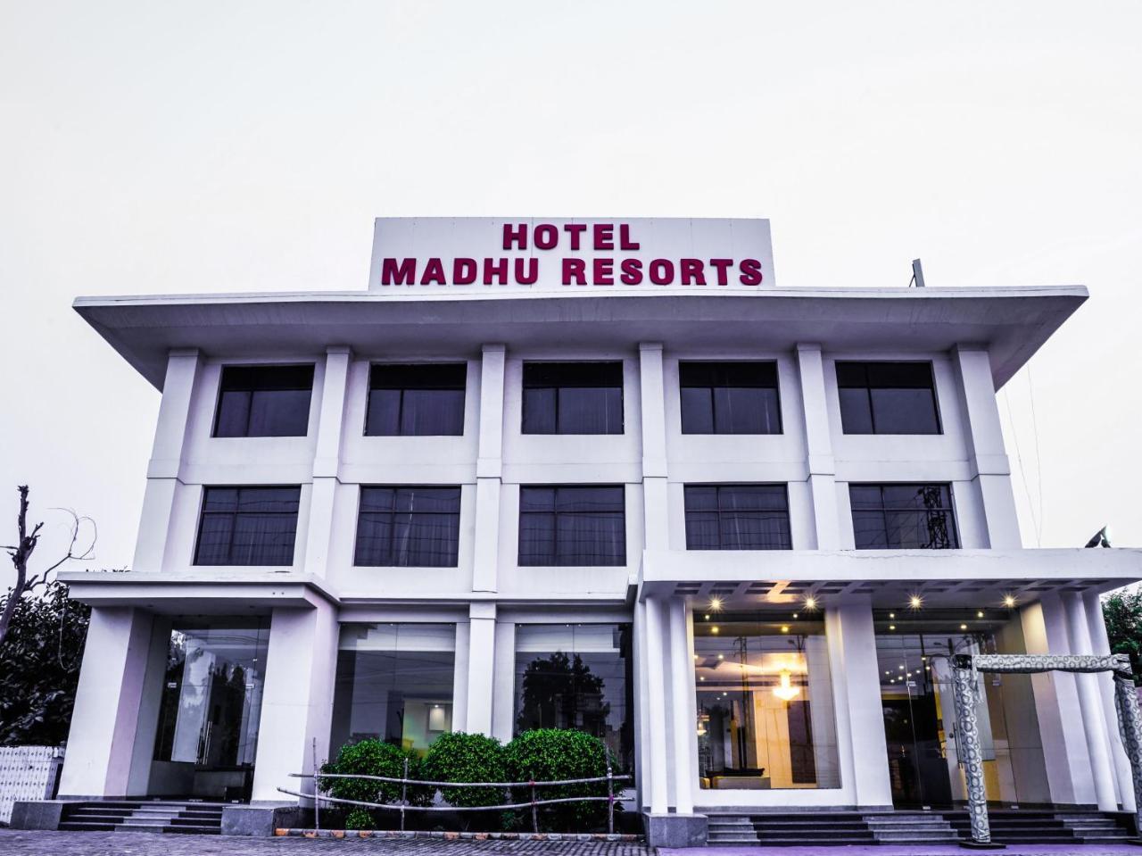 Madhu Resort Агра Экстерьер фото